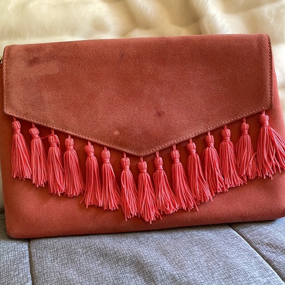WHBM Suede Tassel clutch in gelato pink - Picture 2 of 10
